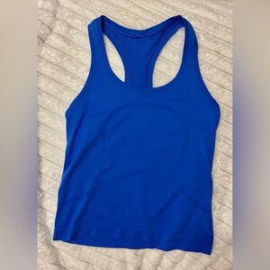 Lululemon racerback tank swiftly tech blue, size 4